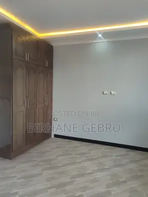 7bdrm House in G+2 House For Rent, Nifas Silk-Lafto for rent