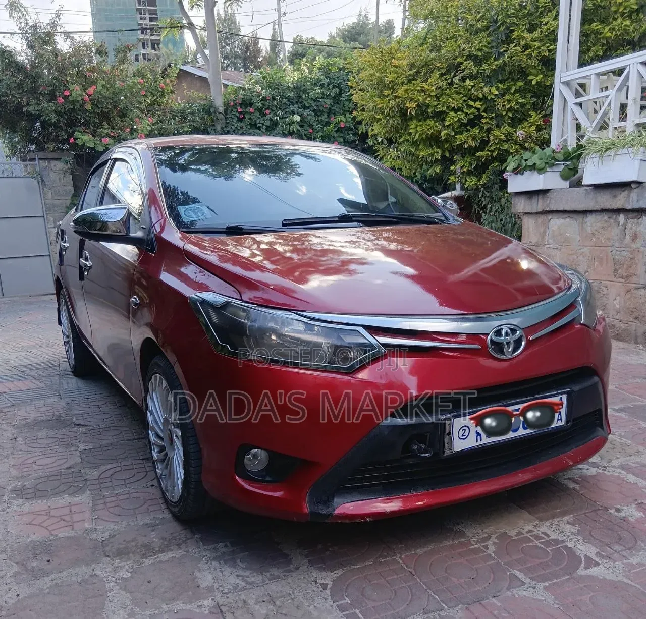 Toyota Yaris 2013 Burgundy