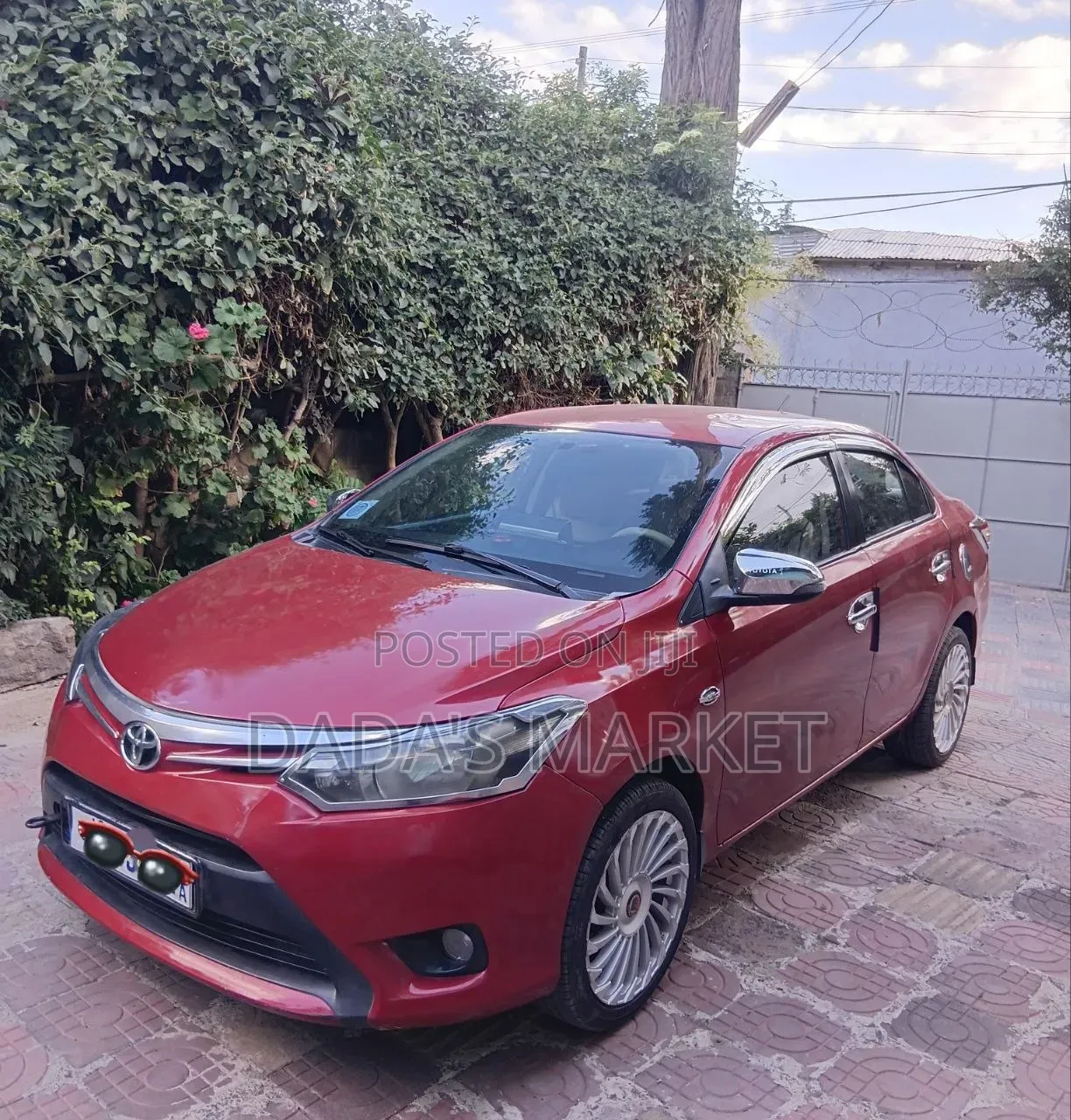Toyota Yaris 2013 Burgundy