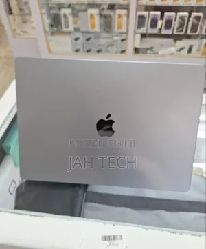 New Laptop Apple MacBook Pro M1 32GB Apple M1 Max SSD 1T