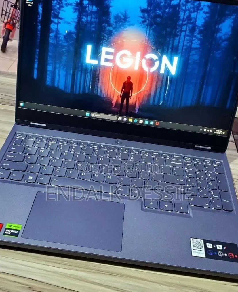 New Laptop Lenovo Legion 5 16GB AMD Ryzen 7 SSD 512GB