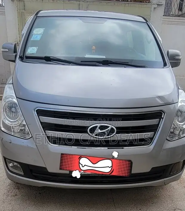 Hyundai Starex 2016 Silver