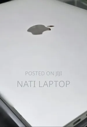 New Laptop Apple MacBook Pro 2019 16GB Intel Core i7 SSD 256GB