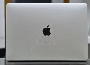 New Laptop Apple MacBook Pro 2019 16GB Intel Core i7 SSD 256GB