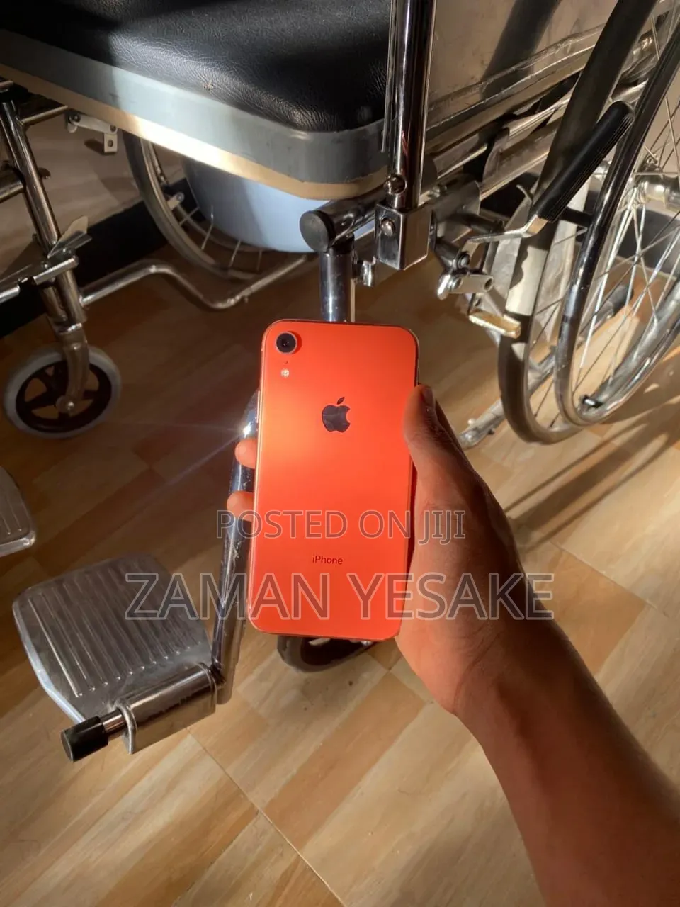 Apple iPhone XR 64 GB Orange