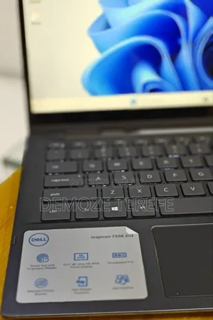 New Laptop Dell Inspiron 15 16GB Intel Core i7 SSD 512GB