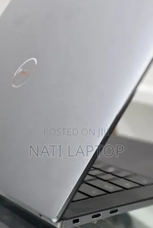 New Laptop Dell Precision 5550 16GB Intel Core i7 SSD 512GB