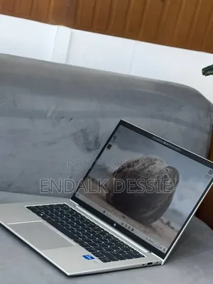New Laptop HP EliteBook 840 G9 16GB Intel Core i7 SSD 512GB