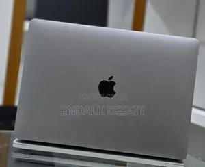 New Laptop Apple MacBook Pro 2019 16GB Intel Core i5 SSD 256GB