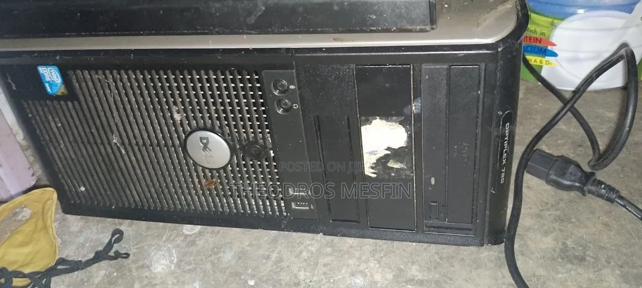 Desktop Computer Dell OptiPlex 780 4GB Intel Pentium HDD 500GB