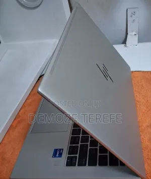 New Laptop HP EliteBook 840 G9 16GB Intel Core i7 SSD 1T