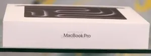 New Laptop Apple MacBook 16GB Intel Core i5 SSD 512GB