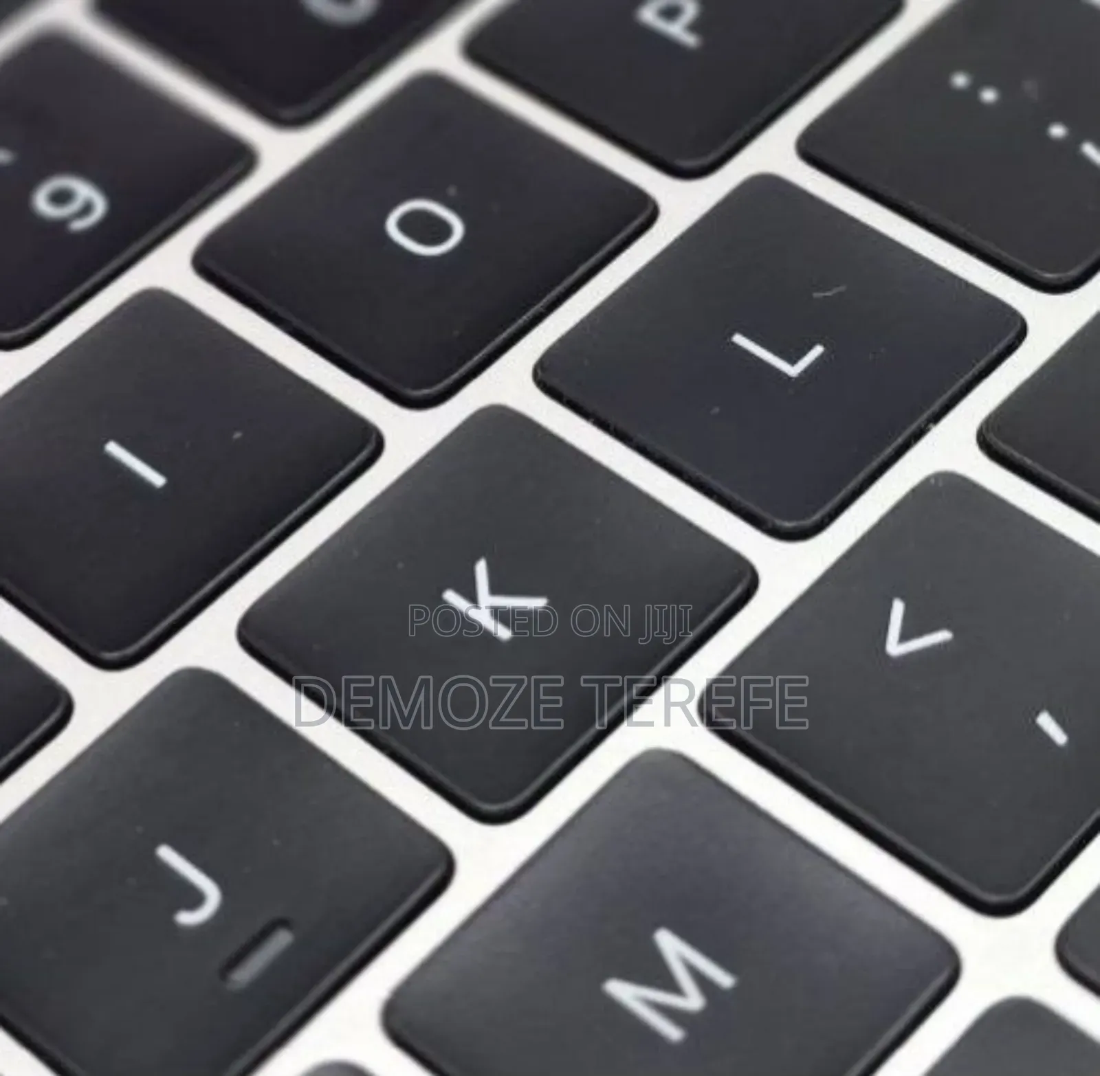 New Laptop Apple MacBook 16GB Intel Core i7 SSD 256GB