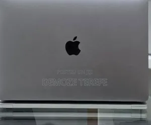 New Laptop Apple MacBook 16GB Intel Core i7 SSD 256GB