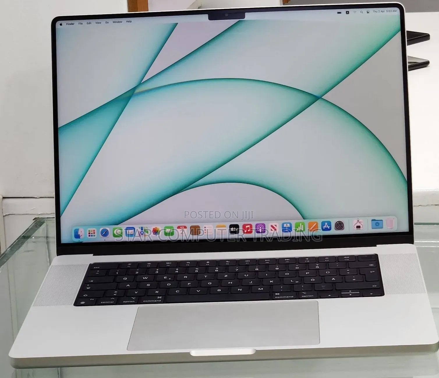New Laptop Apple MacBook Pro M1 16GB Apple M1 Pro SSD 512GB
