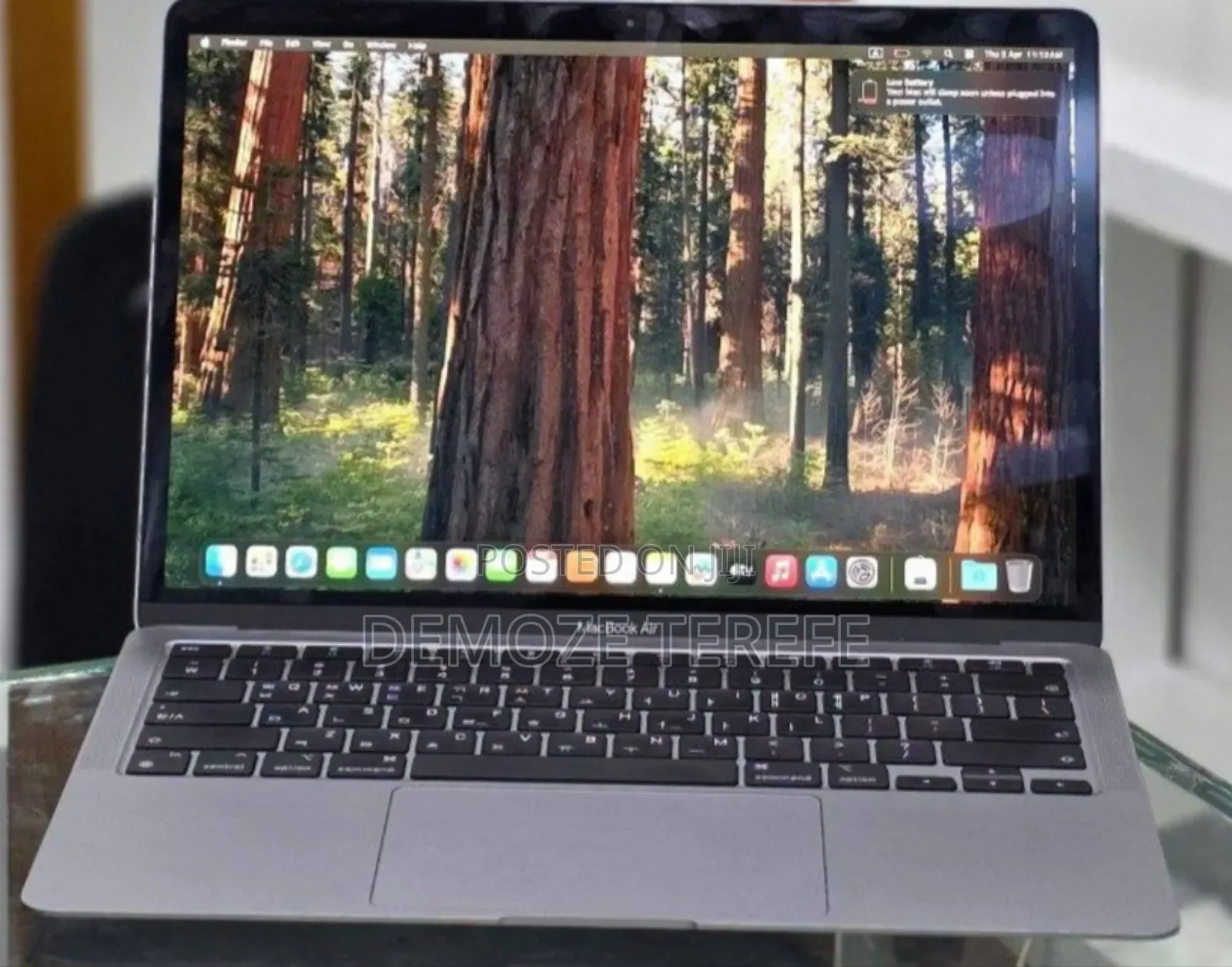 New Laptop Apple MacBook 8GB Apple M1 SSD 256GB