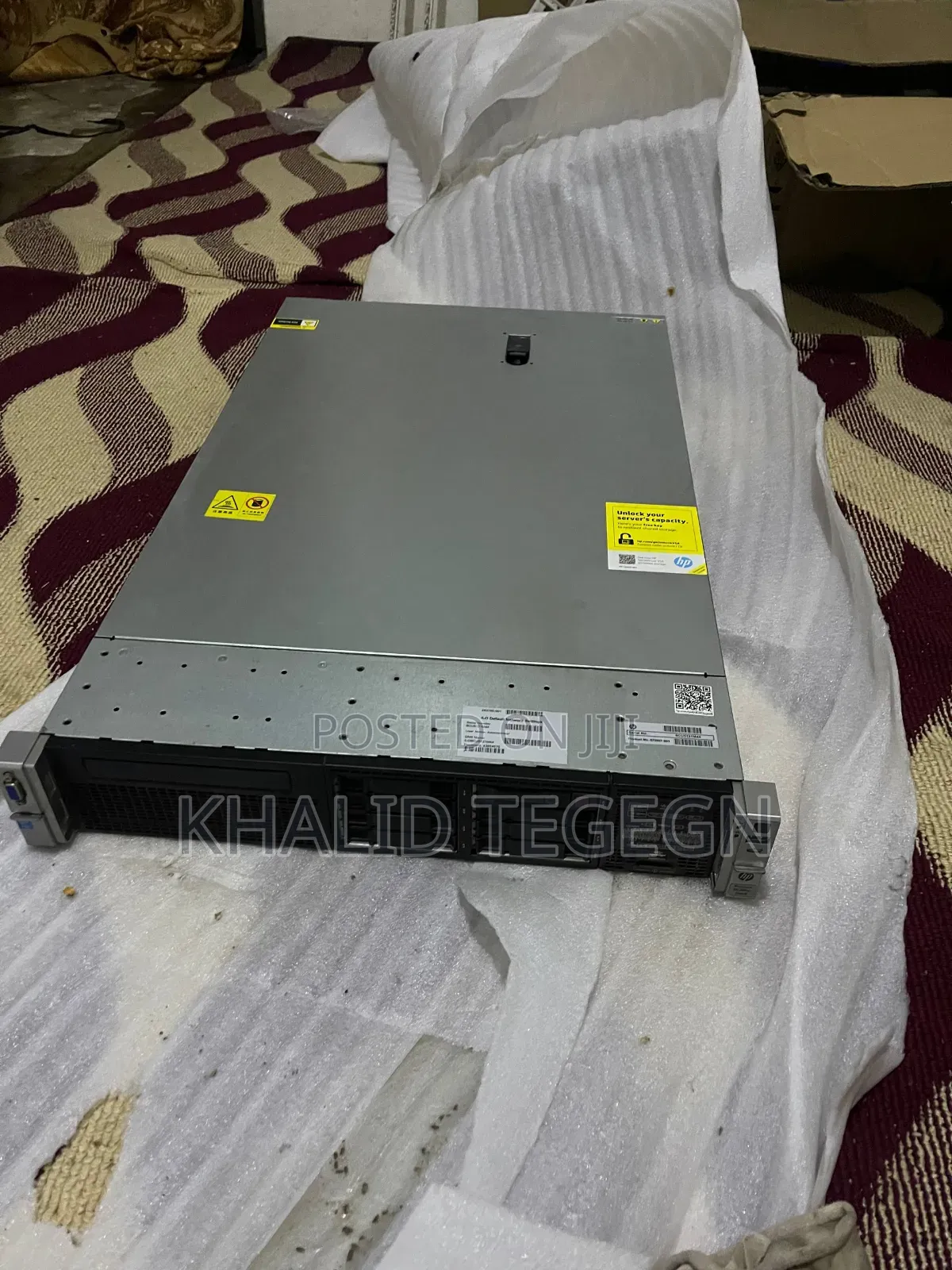 Server HP ProLiant DL380P Gen8 32GB Intel Xeon HDD 350GB