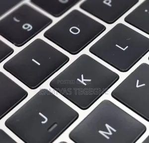 New Laptop Apple MacBook Pro M1 16GB Intel Core i7 SSD 512GB