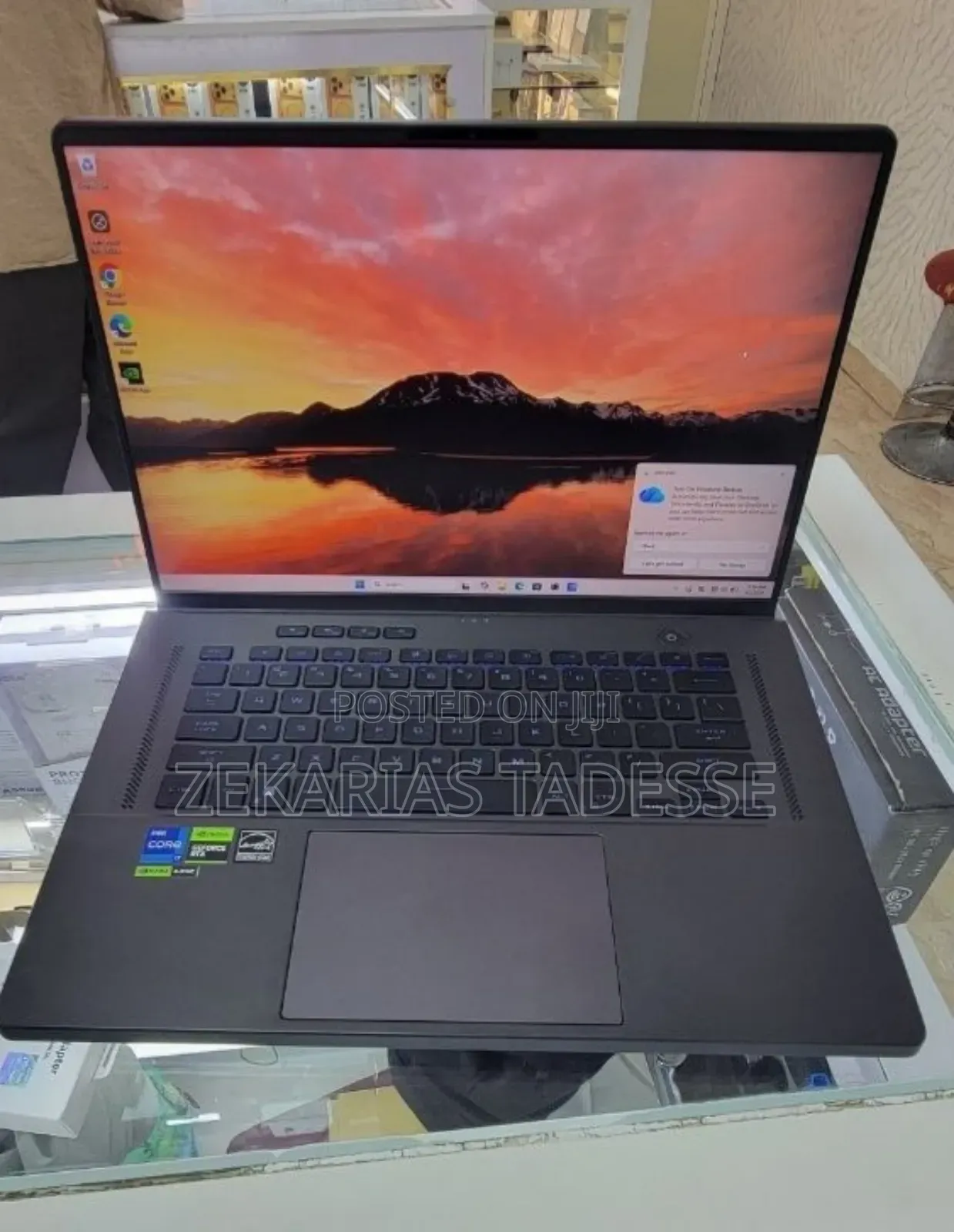New Laptop Asus ROG Zephyrus G15 16GB Intel Core i7 SSD 1T