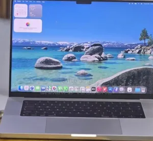 New Laptop Apple MacBook Pro M1 16GB Intel Core i5 SSD 512GB