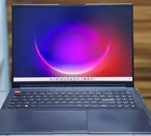 New Laptop Asus 16GB Intel Core i7 SSD 512GB