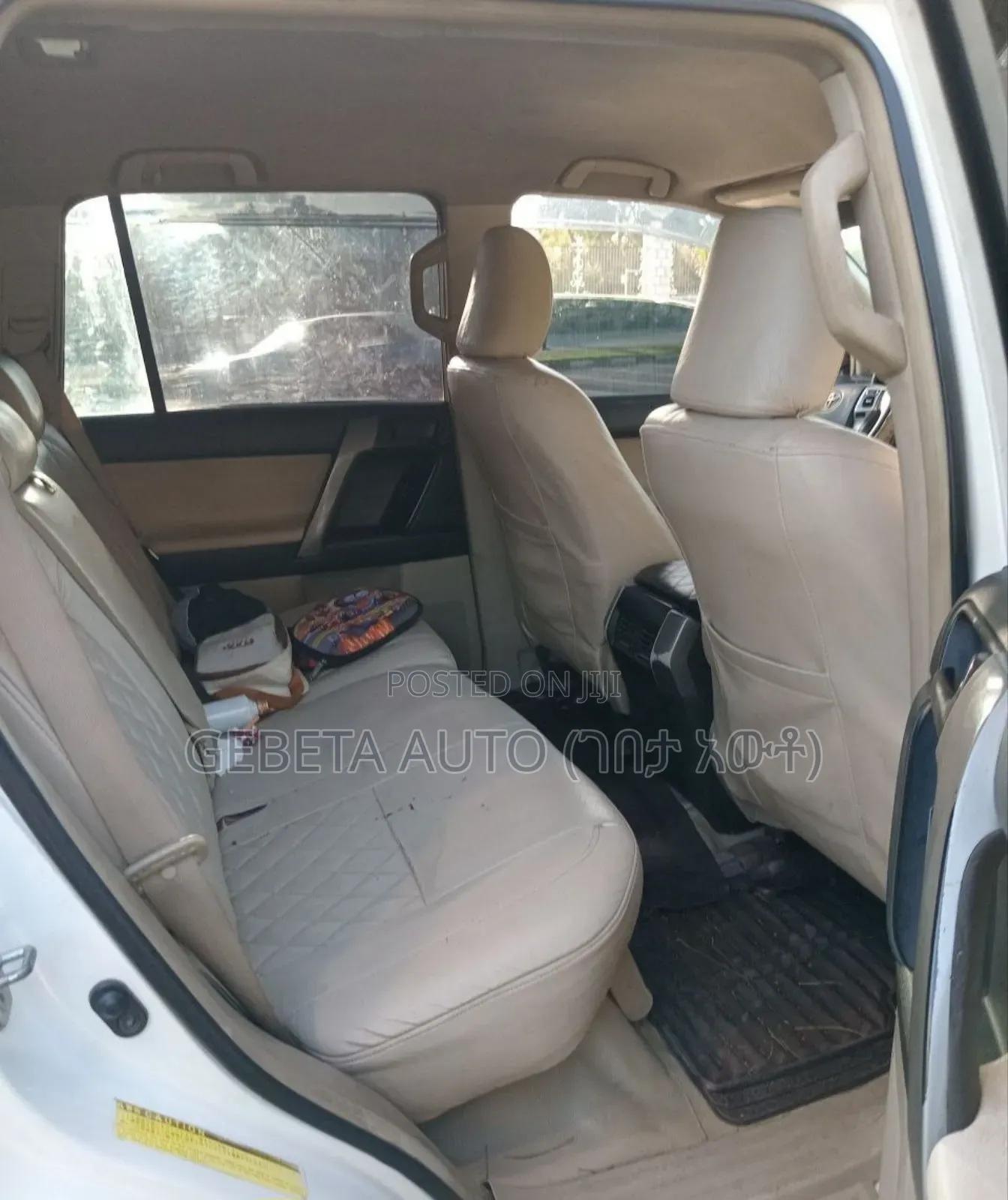 Toyota Land Cruiser 2011 White