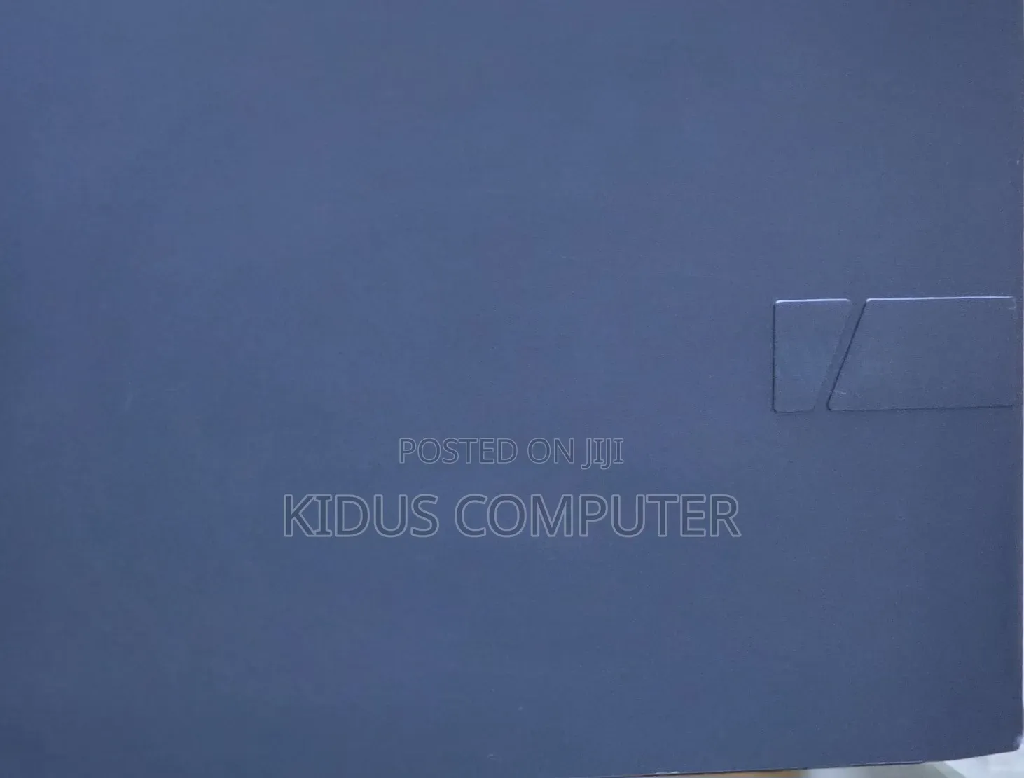 New Laptop Asus ZenBook 13 UX331UN 16GB Intel Core i7 SSD 512GB