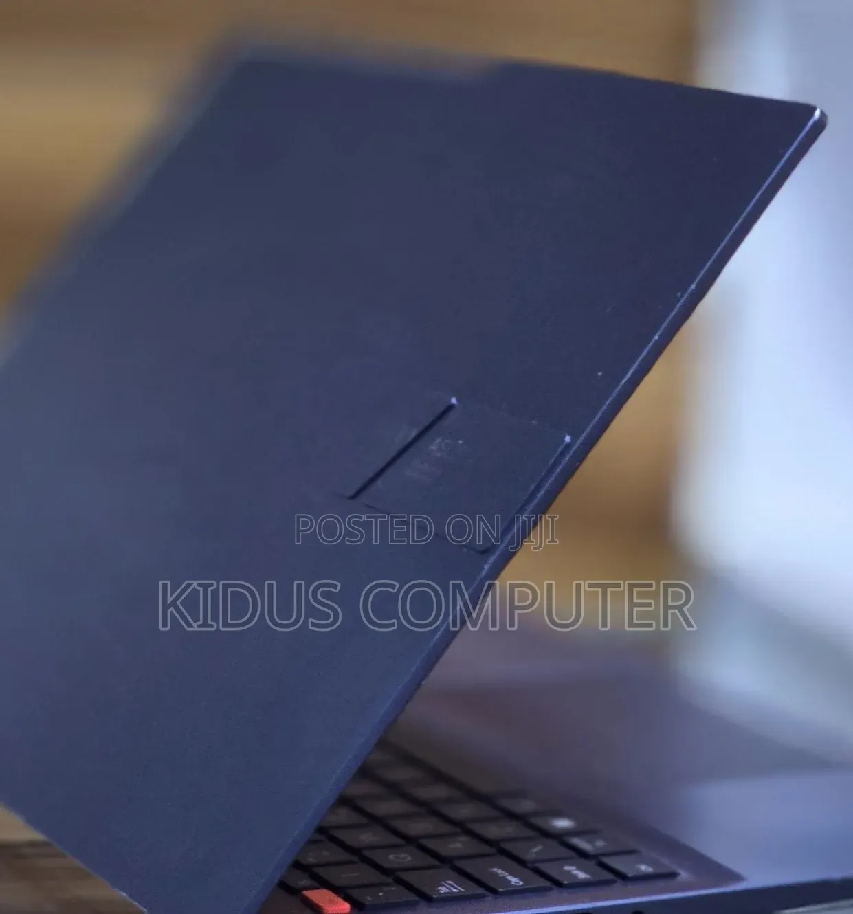 New Laptop Asus ZenBook 13 UX331UN 16GB Intel Core i7 SSD 512GB