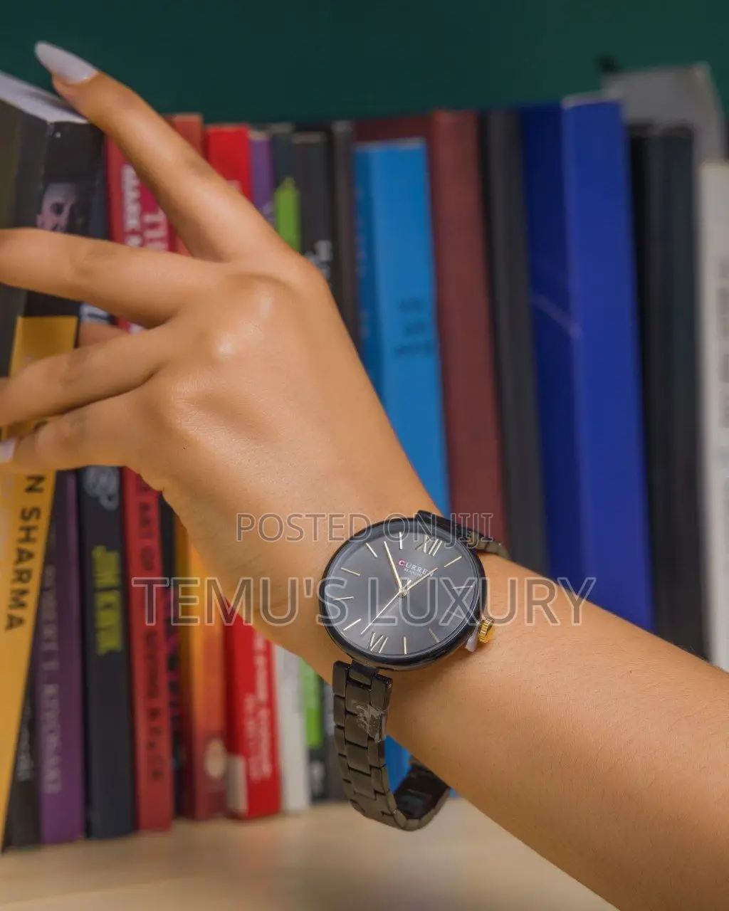 Women's Watch
Heart Beat Necklace