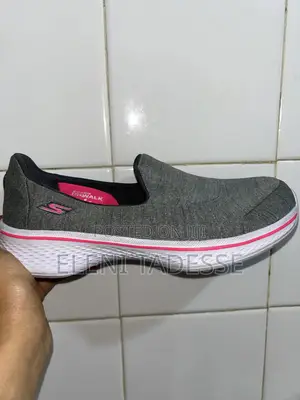 Trendy Sketchers Shoes