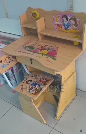 Cute Modern Kids Study Table + Chair Set