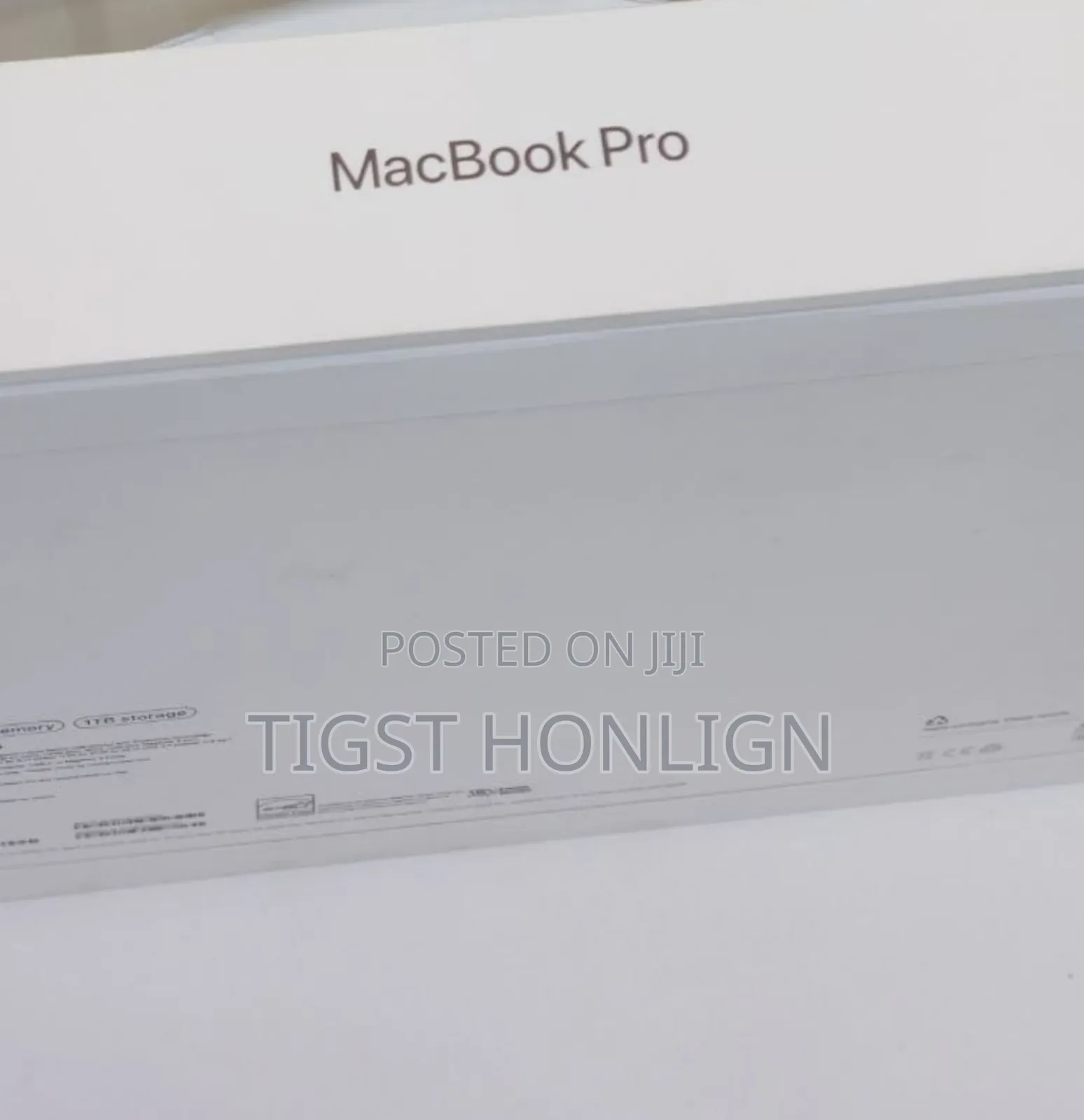 New Laptop Apple MacBook Pro 2025 M5 14-inch 16GB Apple M5 Pro SSD 1T