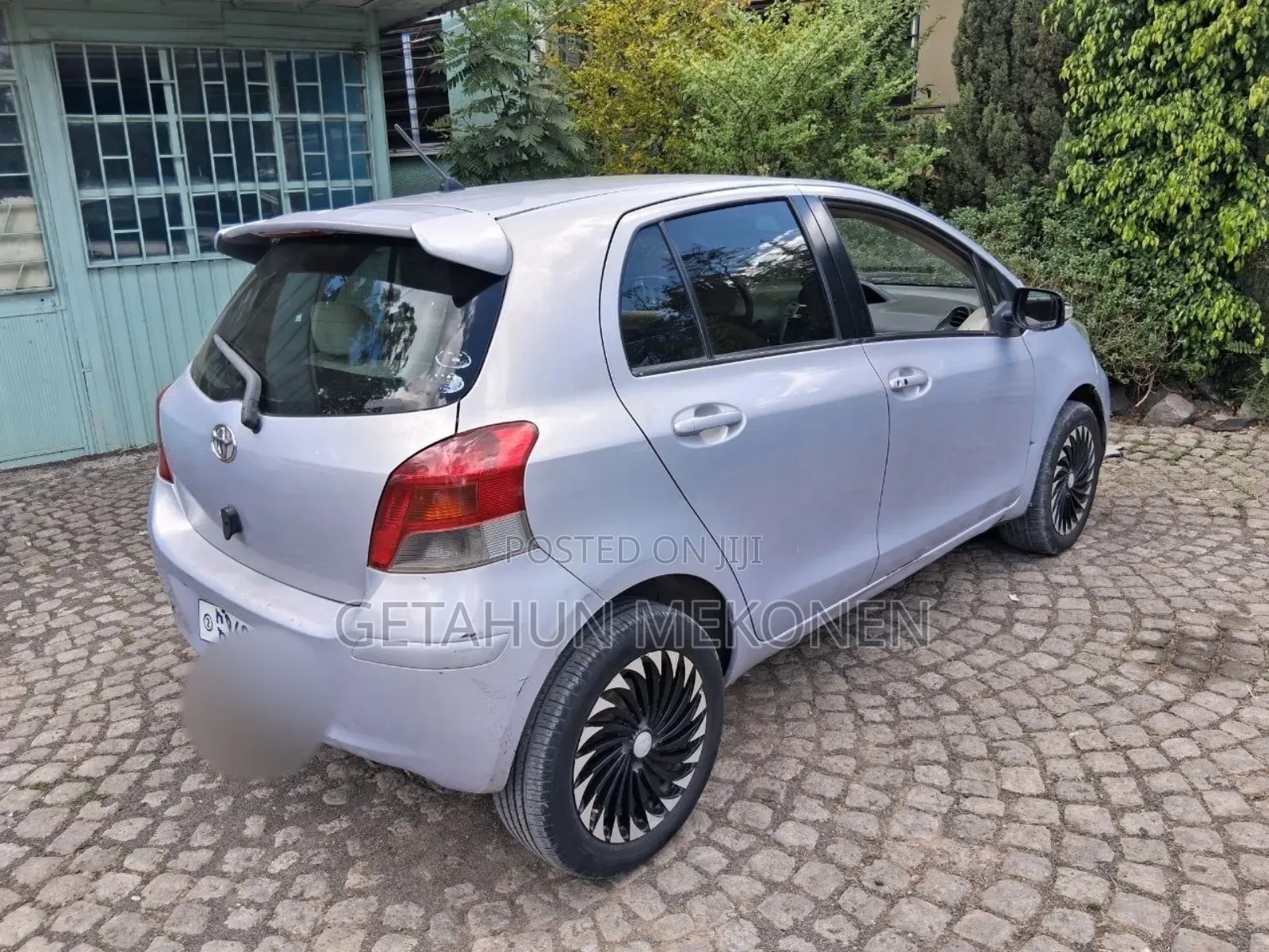 Toyota Yaris 2010 Silver