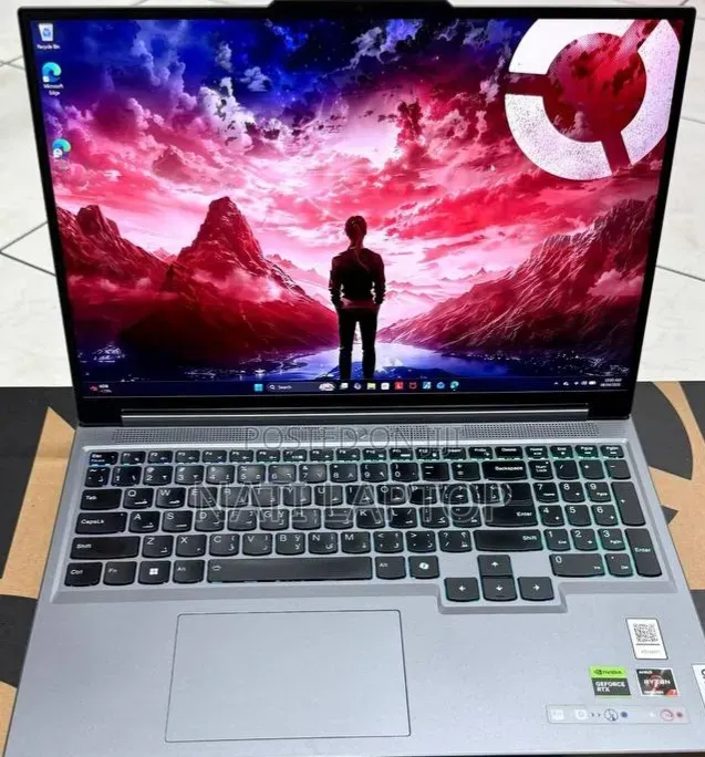 New Laptop Lenovo Legion 5 16GB AMD Ryzen 7 SSD 1T
