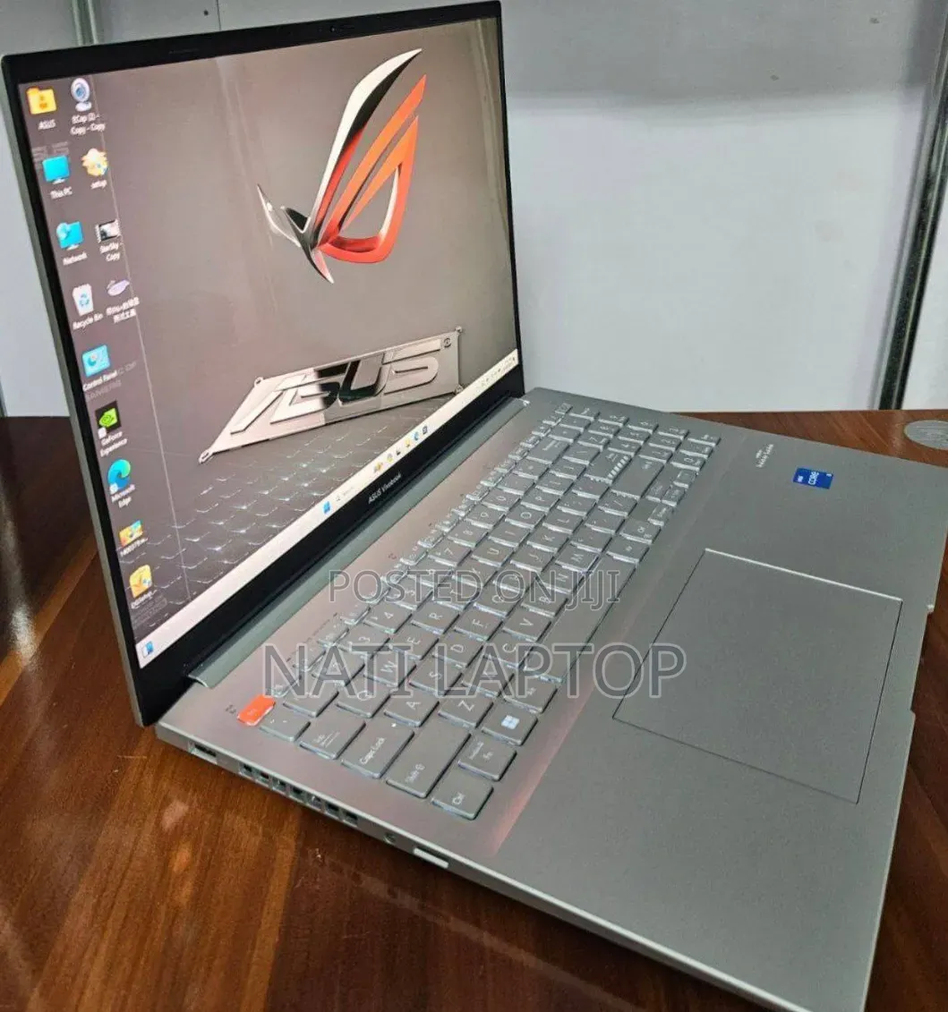 New Laptop Asus VivoBook 15 X505BA 16GB Intel Core i5 SSD 512GB