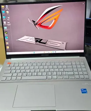 New Laptop Asus VivoBook 15 X505BA 16GB Intel Core i5 SSD 512GB