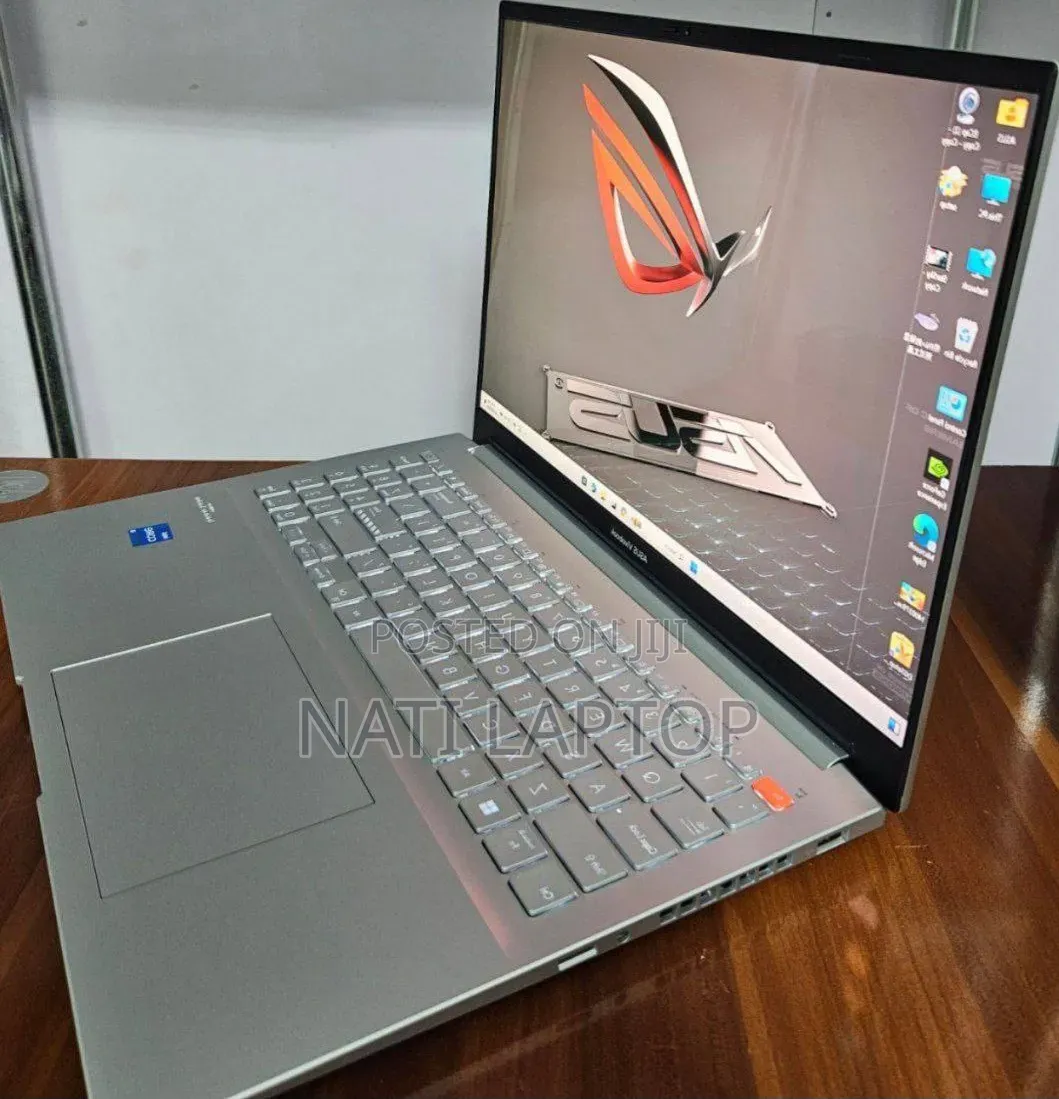 New Laptop Asus VivoBook 15 X505BA 16GB Intel Core i5 SSD 512GB