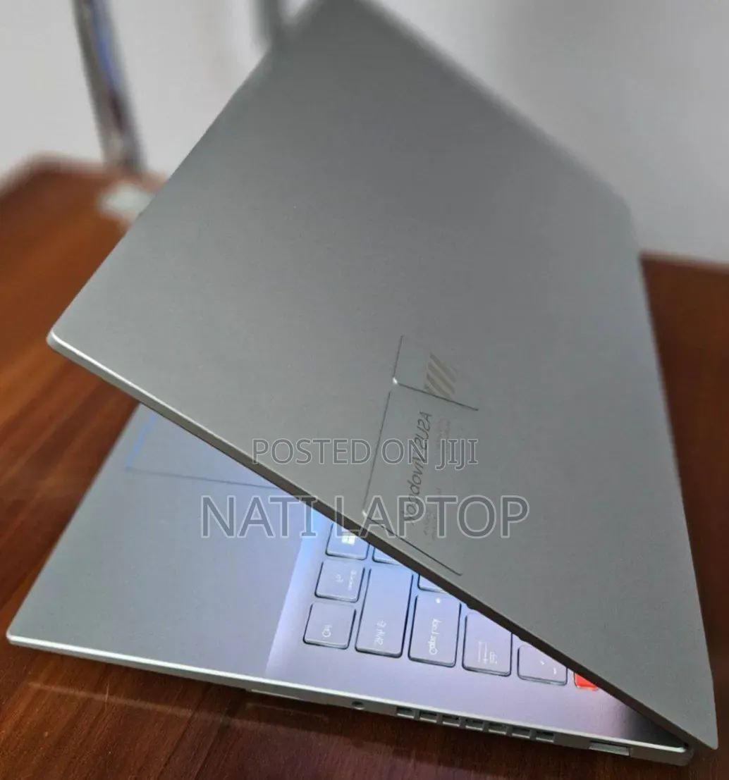 New Laptop Asus VivoBook 15 X505BA 16GB Intel Core i5 SSD 512GB