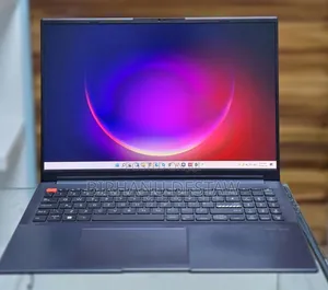 New Laptop Asus 16GB Intel Core i7 SSD 512GB