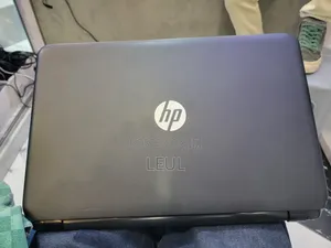 Laptop HP 15-da2933nia 4GB Intel Core i5 HDD 500GB