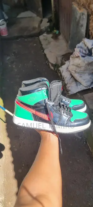 Jordan 1 New
