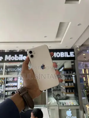 Apple iPhone 11 64 GB White