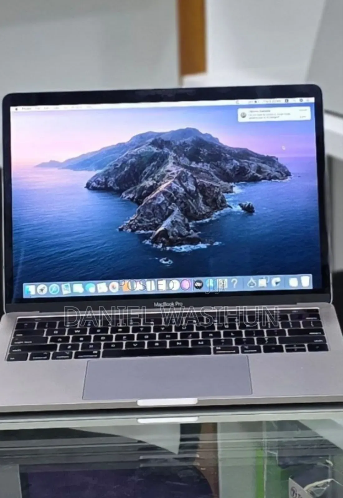 New Laptop Apple MacBook Pro 2019 16GB Intel Core i5 SSD 256GB