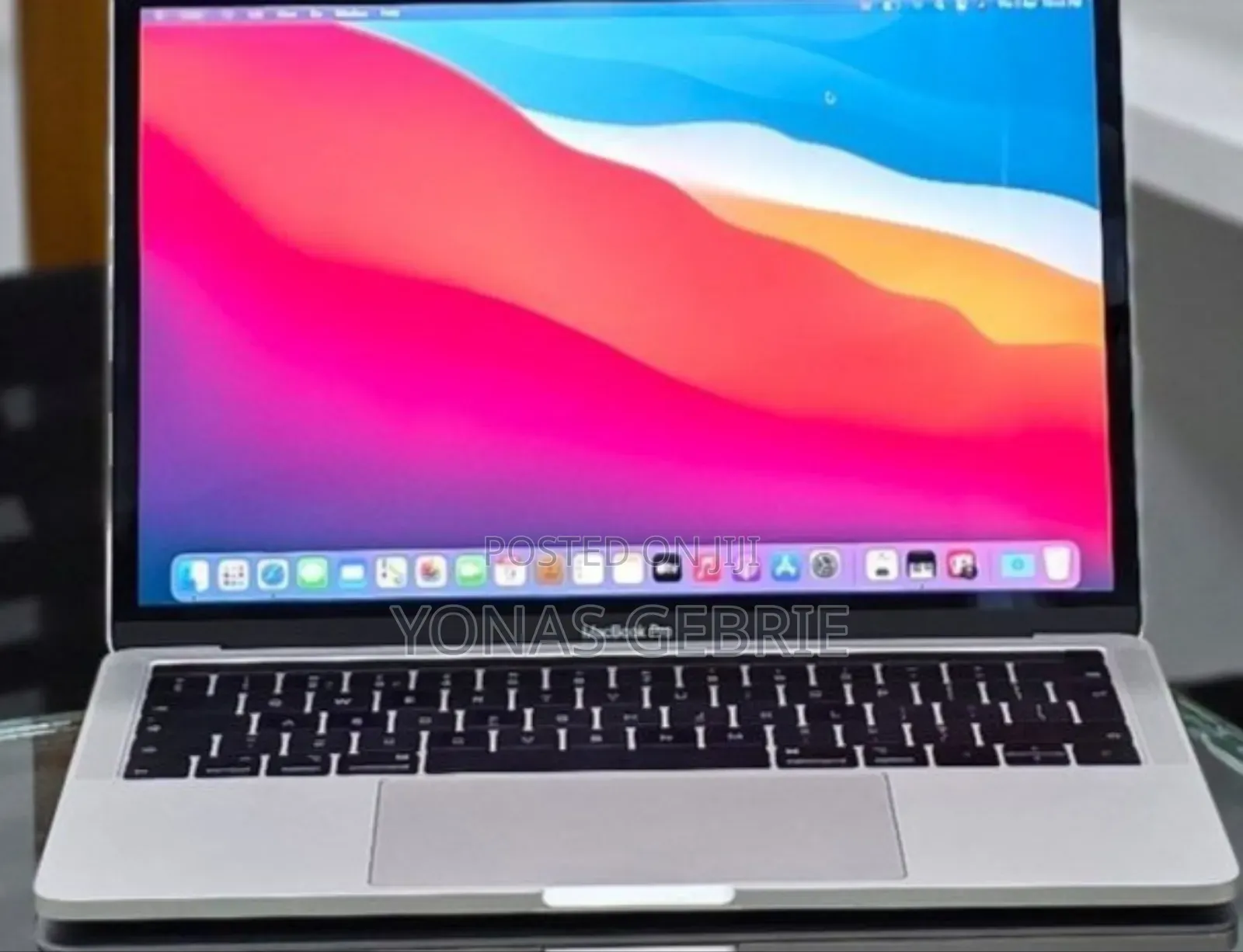 New Laptop Apple MacBook 16GB Intel Core i7 SSD 256GB