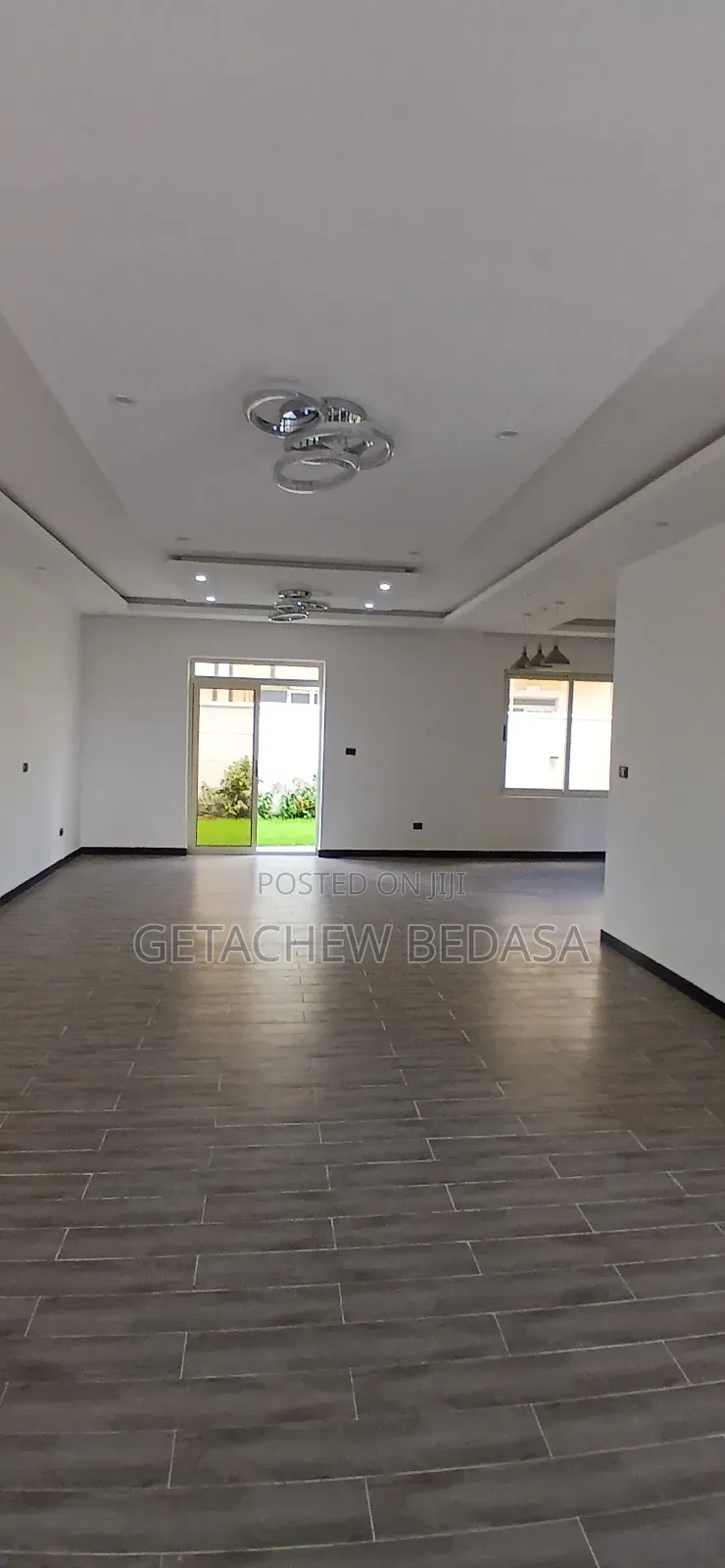Furnished 5bdrm House in Ccd, Oromia-Finfinne for sale