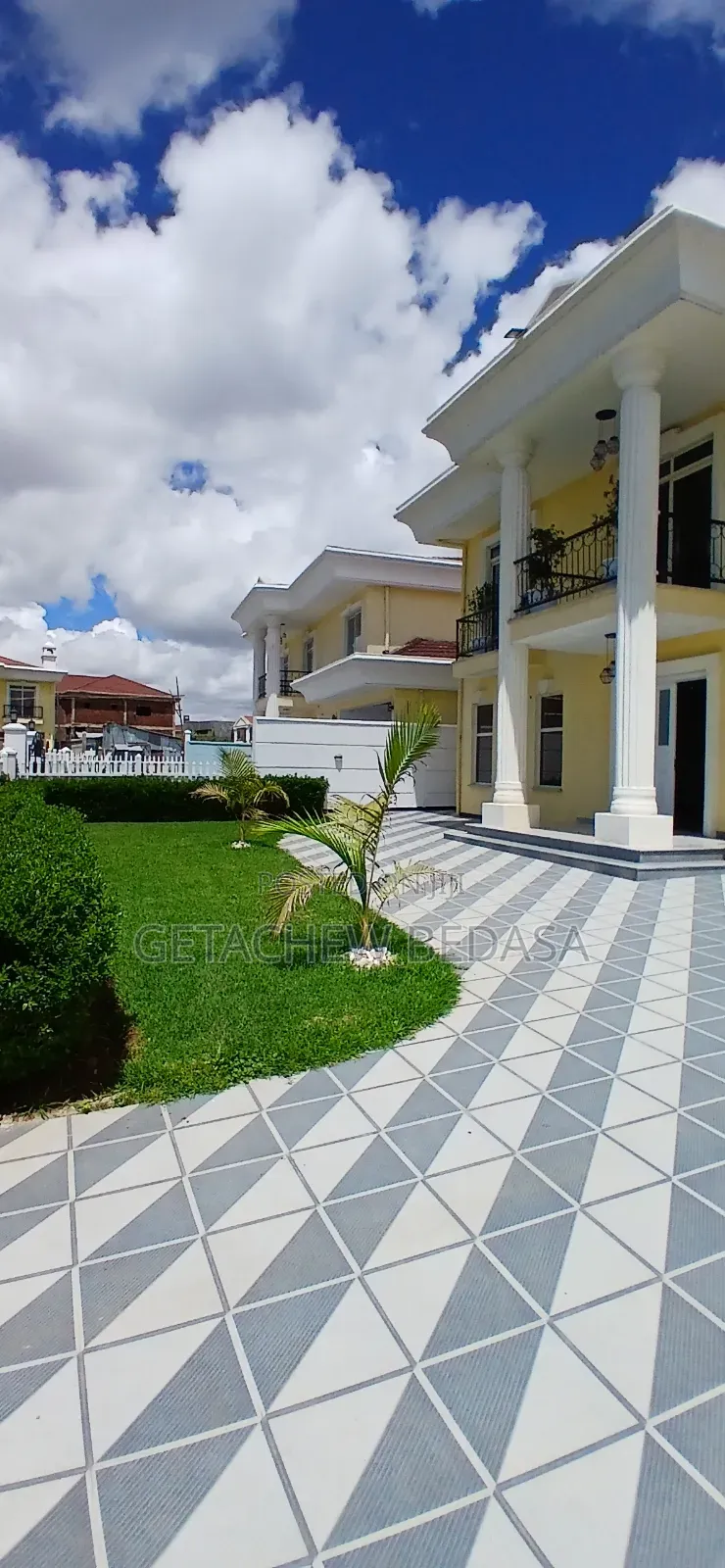 Furnished 5bdrm House in Ccd, Oromia-Finfinne for sale