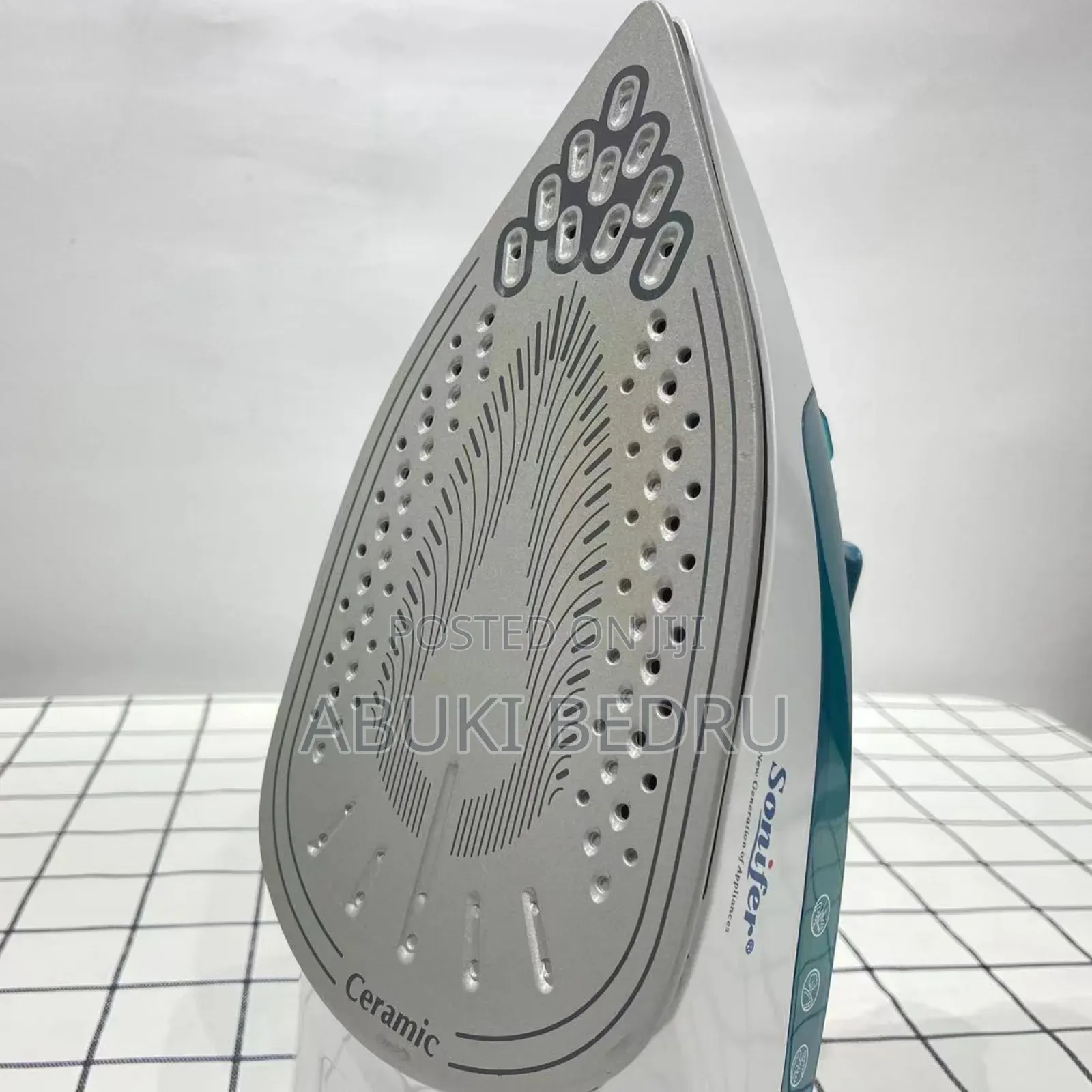 Sonifer Steam Iron