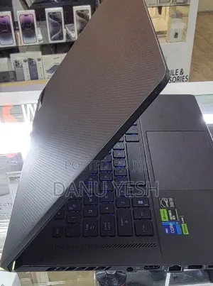 New Laptop Asus ROG Zephyrus G16 16GB Intel Core i7 SSD 512GB