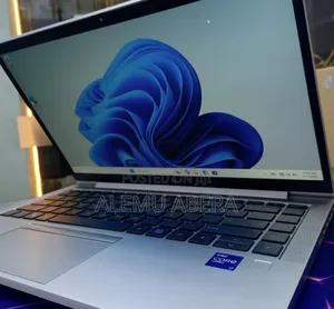 New Laptop HP EliteBook 840 G8 16GB Intel Core i7 SSD 512GB