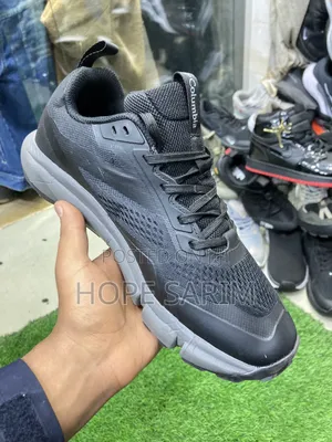 Columbia Montrail Black Shoes